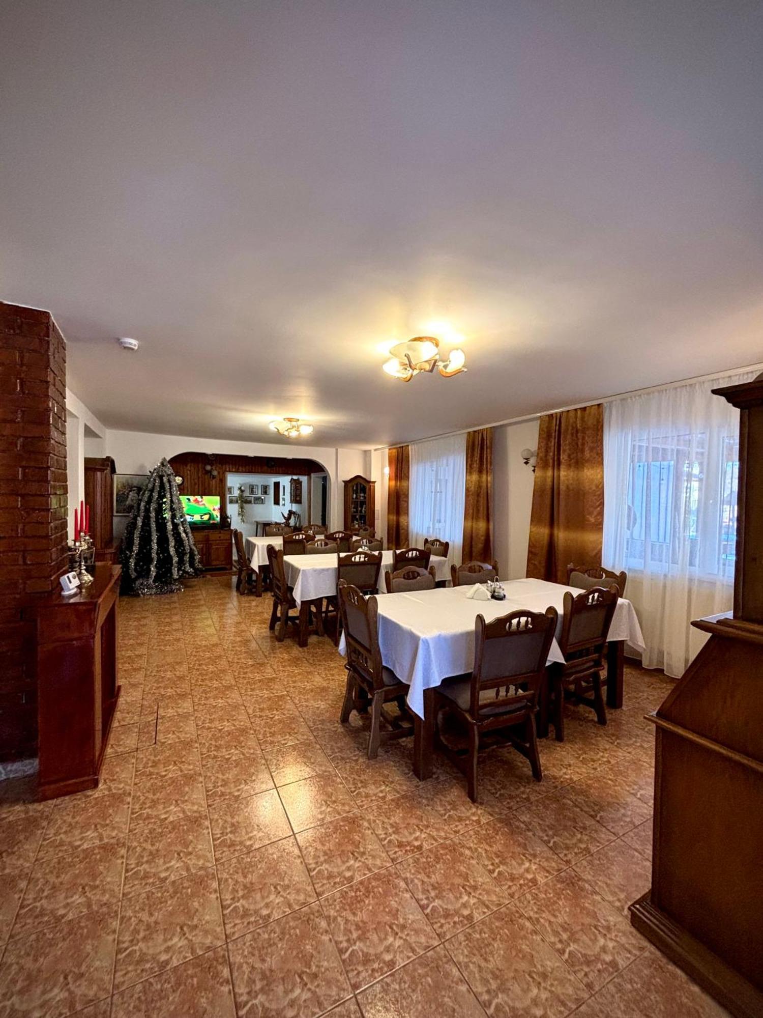 Pensiunea Casa-Stefanel Sadova  Exteriér fotografie